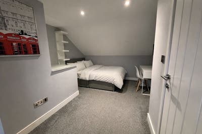 Luxury  Loft Room - Ensuite | Town Centre  Main Photo