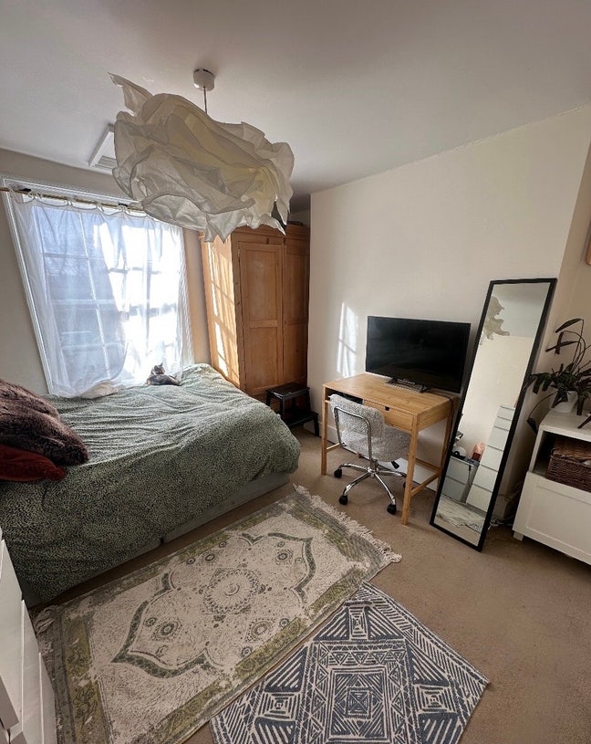 🏡💕Double Room in big East London house  Main Photo