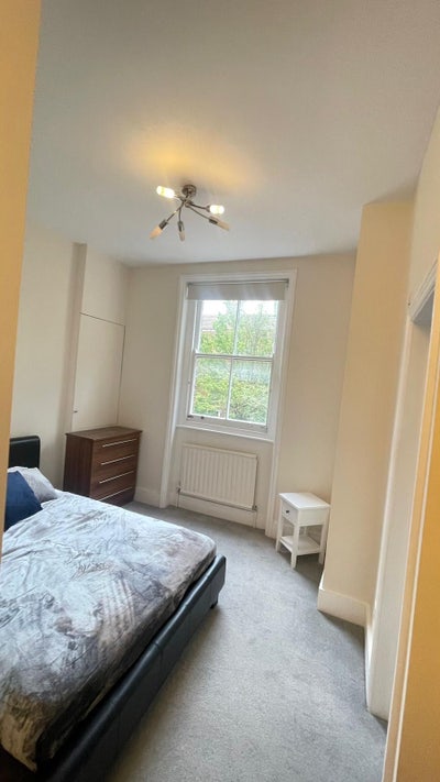 Double room with en-suite  Main Photo