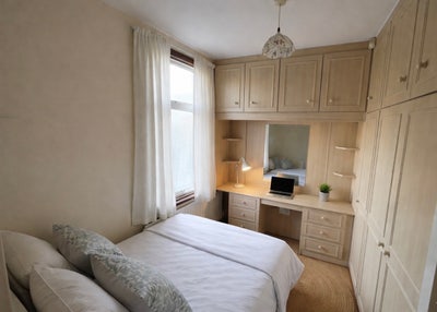 Single and double room available  Main Photo