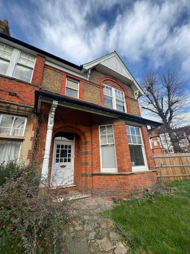 5 Rooms 5mins Walk Ealing Broadway/Massive Garden Main Photo