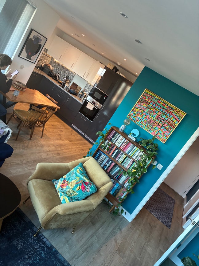 Bright DBL room with En Suite  Main Photo