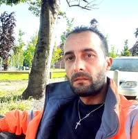 42 year old Male seeks a single or double room Main Photo