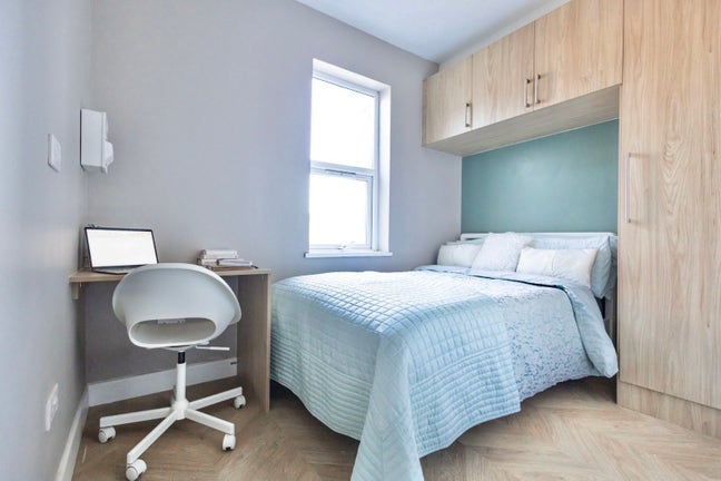 Brand New En-Suite Room,2 min walk to station! Main Photo