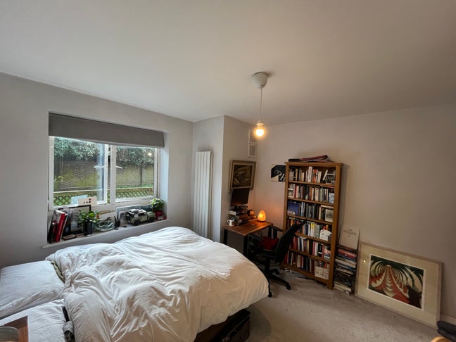 Large double bed flat in N1 Main Photo