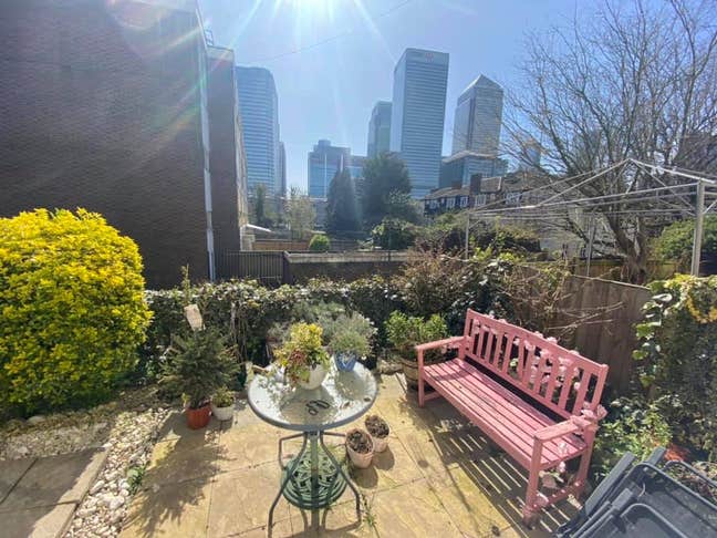 E14 Friendly Gay Flatshare - Dbl Room Main Photo