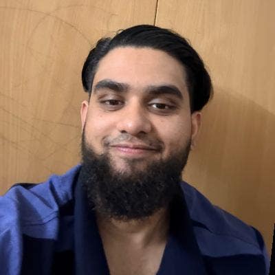 Professional Male seeks a single or double room Main Photo