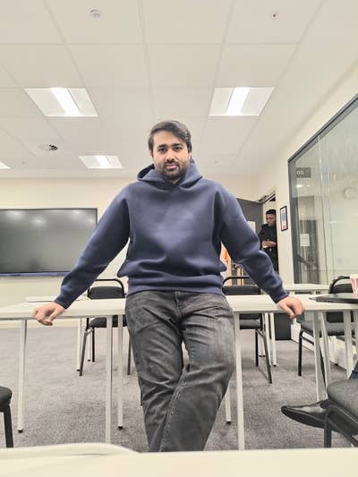 Looking for 1 single room Main Photo