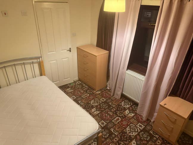 En-Suite Double Room Available – Immediately Main Photo