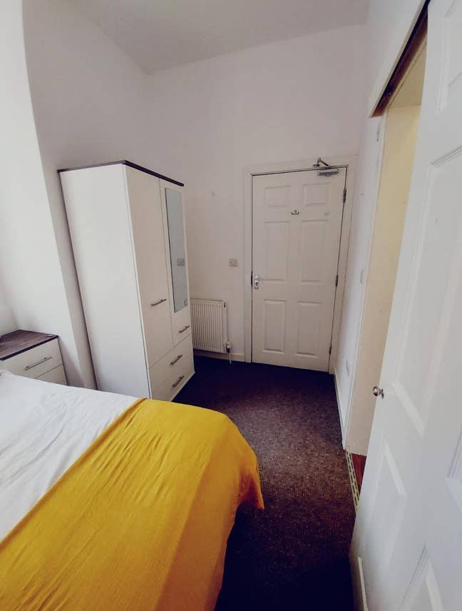 *NEW* Stunning Ensuite Room In The Heart Of Leigh! Main Photo