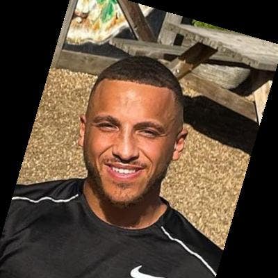 Mature minded personal trainer and Amazon sel... Main Photo