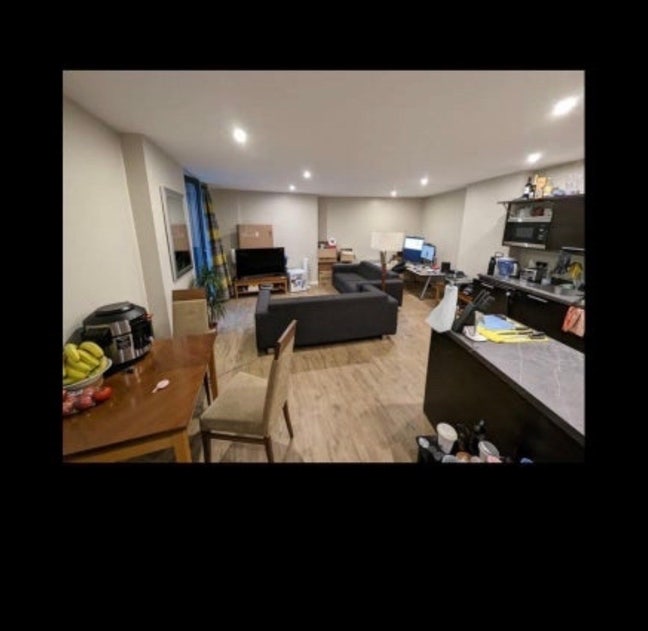 Flatmate needed to takeover en-suite room  Main Photo