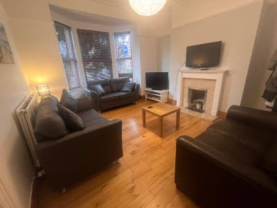 Superb double, central Chester Main Photo