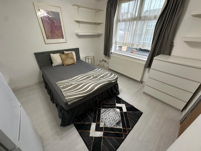 ✨ 🛏️ Double for Single Use to Let in/ Cricklewood Main Photo