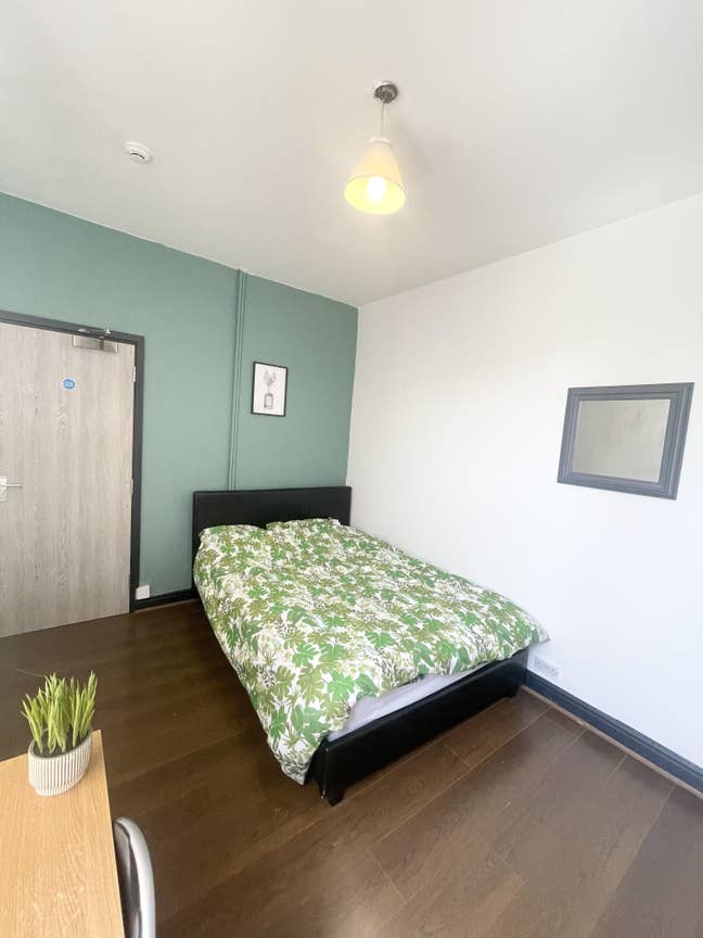 ✅No Deposit✅Modern Big Room✅ Main Photo