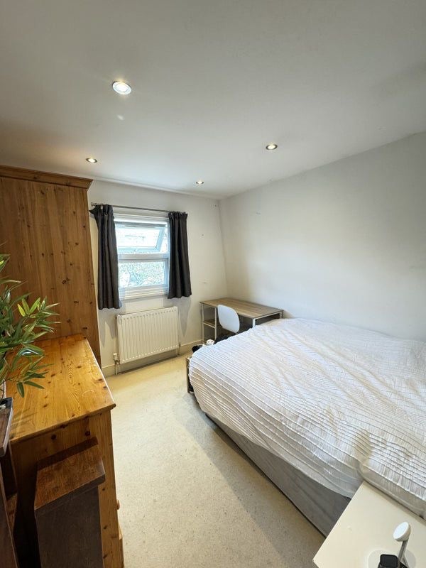 Subletting Room for March & April - Clapham South Main Photo