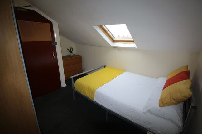 🏡 Fully Furnished Double Room✨ Main Photo