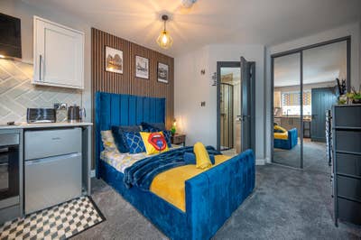 ⭐️🤩Insane Spacious Ensuite Studio 🤩⭐️Near Old Town Main Photo