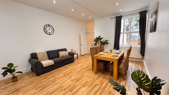 Double Room in Professional House - BS6- Bills inc Main Photo