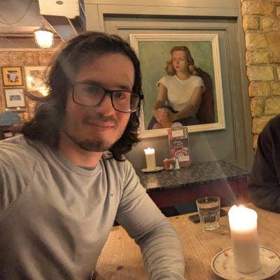 Easy-going guy searching for room in Manchester Main Photo