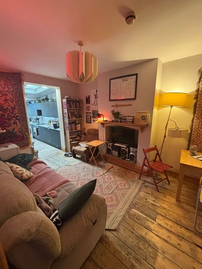 Southville Room in sociable 6 Bed! Main Photo