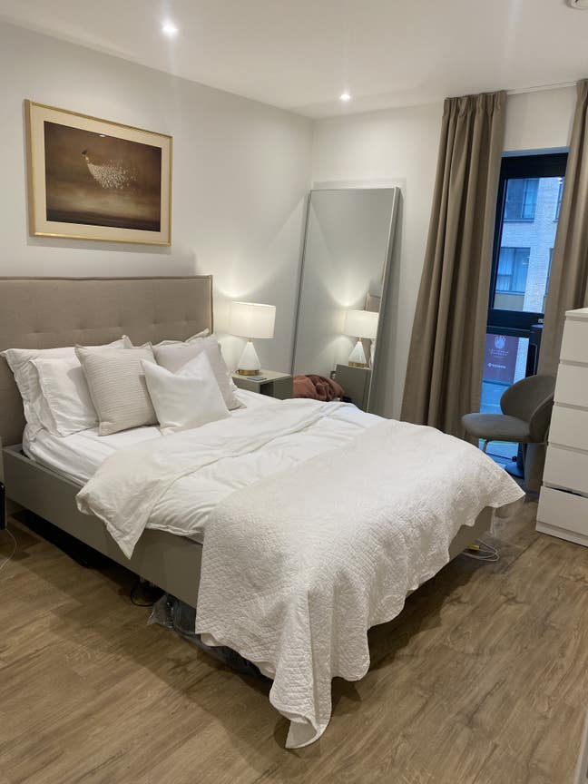 GORGEOUS 1 Bedroom furnished apartment  Main Photo