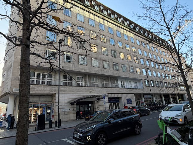 2-bedroom newly refurbished 7th floor flat Main Photo