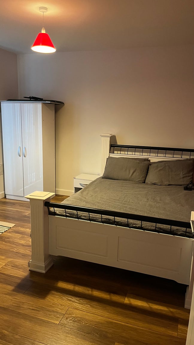 Bright Double Room  Main Photo