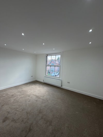 Double Rooms Available Main Photo