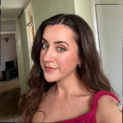 Seeking double room in London &pound;850 max Main Photo