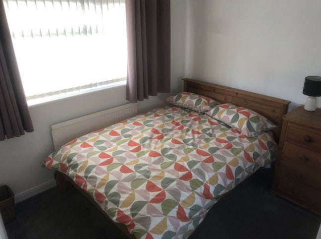 Spacious Furnished Double Room – Dunfermline Main Photo