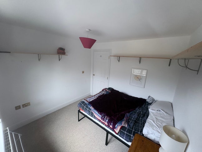 Rooms available  Main Photo