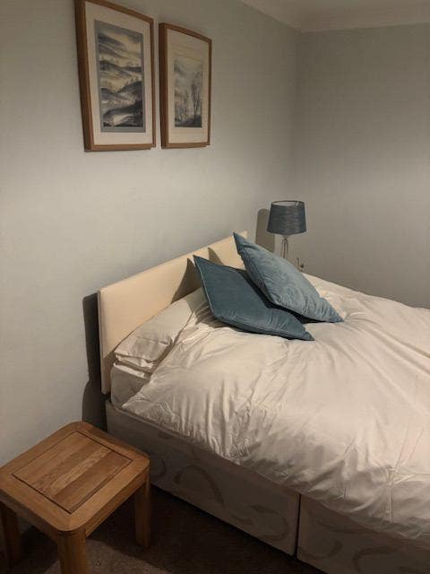 Contractors rooms in real ale award winning pub Main Photo