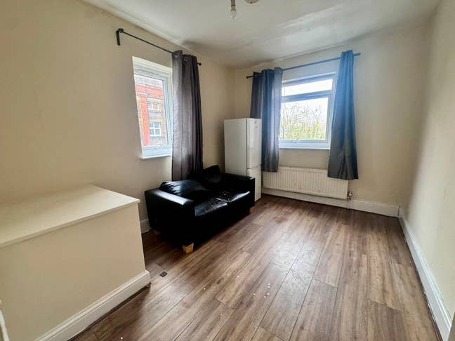 Spacious 1 bedroom flat to rent - Kilburn Main Photo