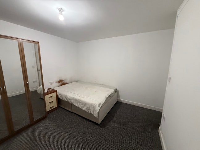 Double room Available  Main Photo
