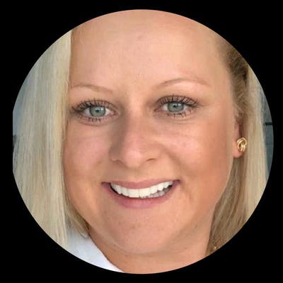 40 year old Female seeks a double room Main Photo