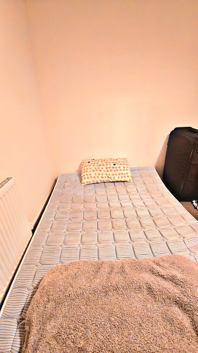 Share Double Room  Main Photo