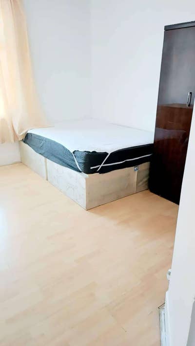 Double room in E12 Main Photo