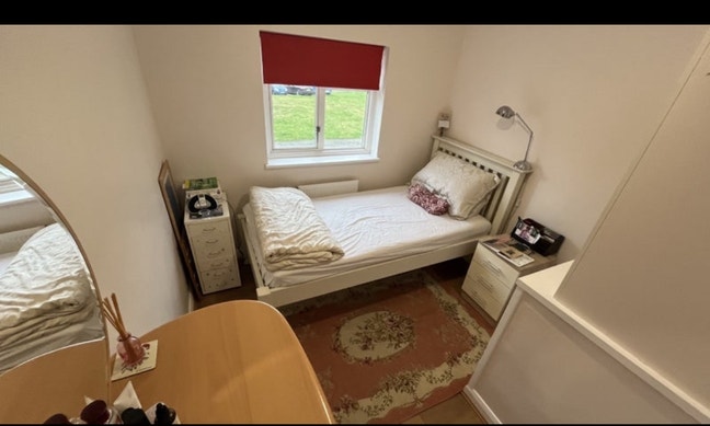 Fully Furnished Single Room  Main Photo