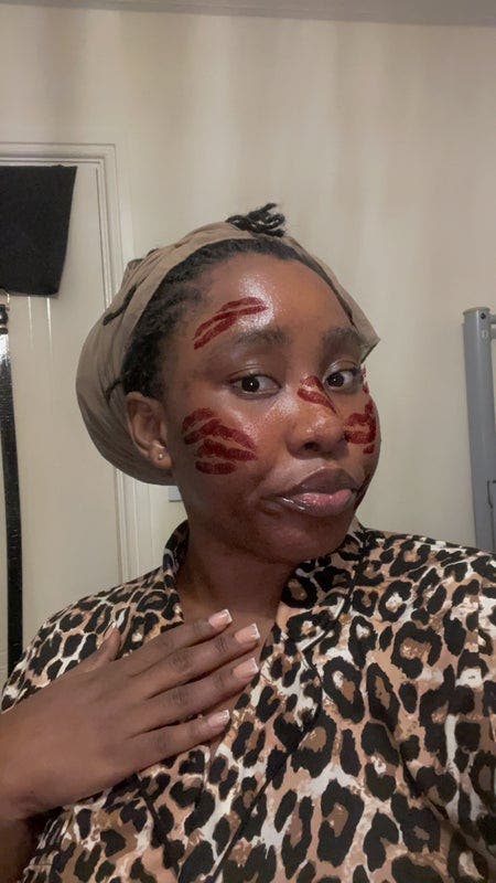 25 year old Female seeks a single or double room Main Photo