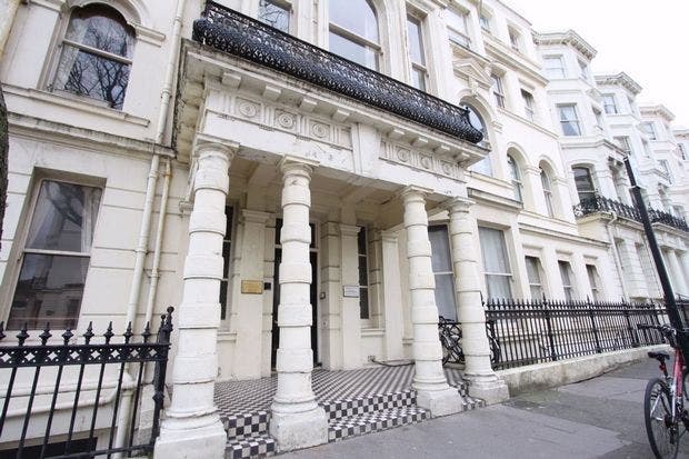 Lovely Single Room In Beautiful 2 Bed Flat  Main Photo