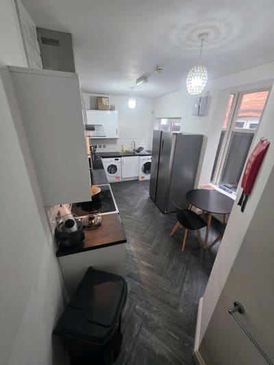 Double Ensuite Erdington 1st Sep , photos to come  Main Photo