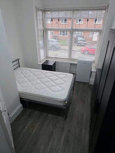 Modern double ensuite Erdington  Main Photo