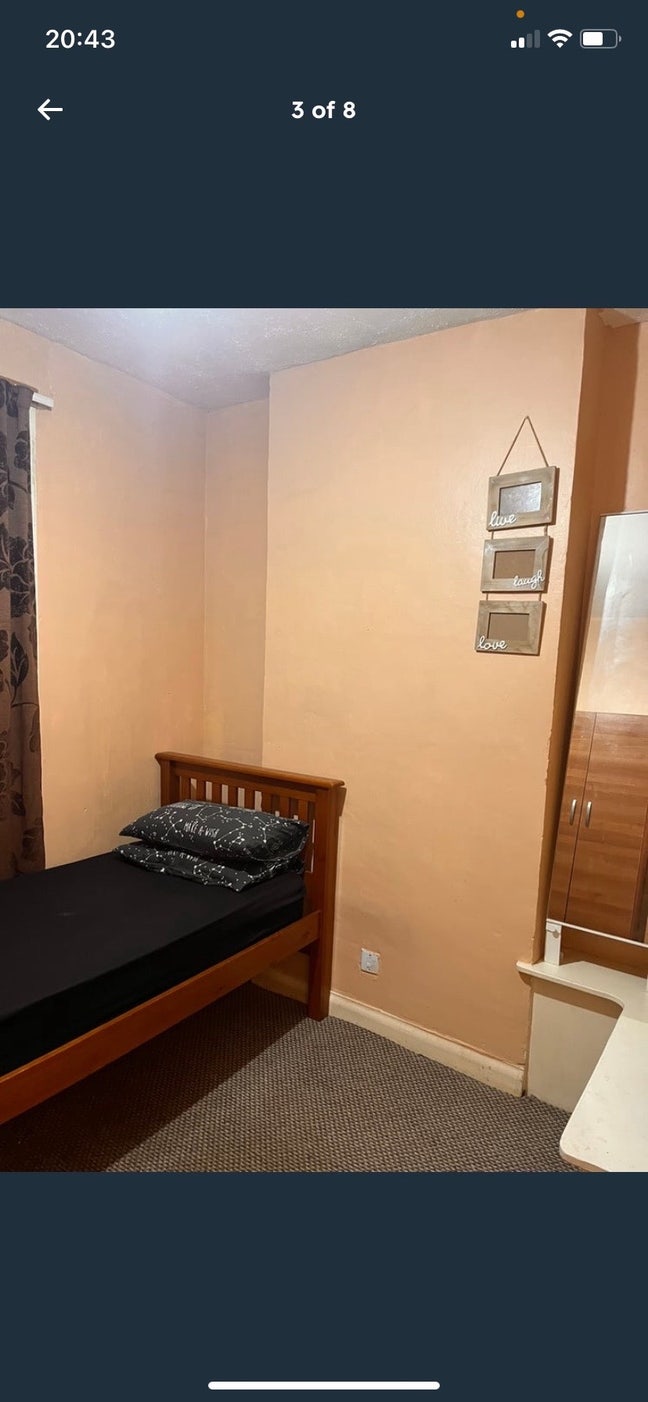 Rent Room  Main Photo