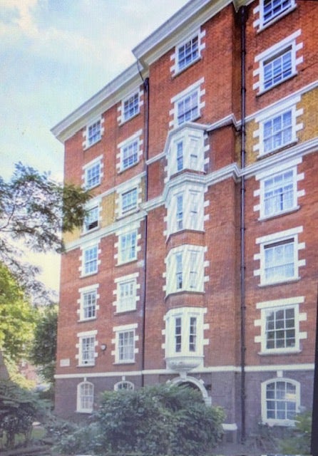 Spacious Bright Studio in St John’s Wood NW8 Main Photo