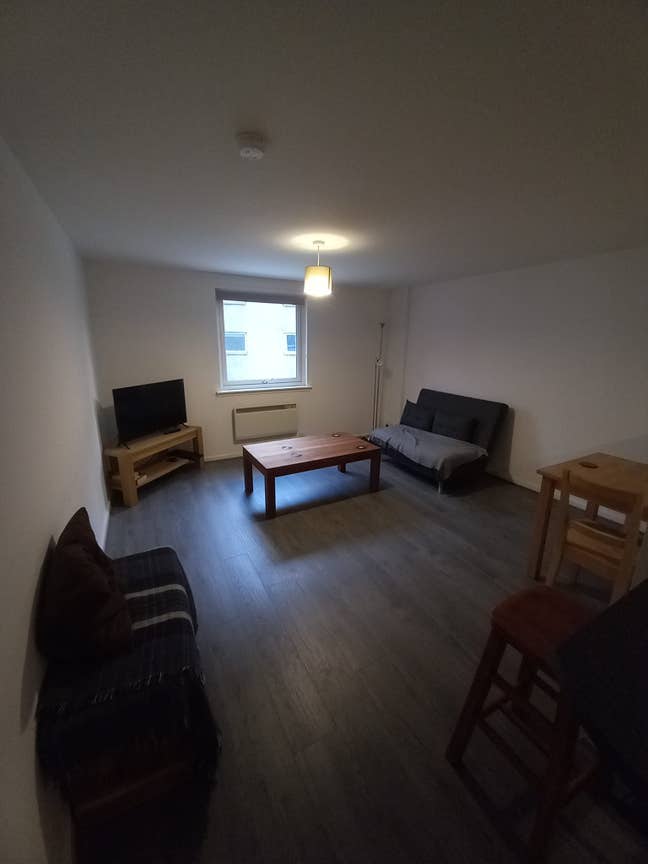 Double Room to Rent in Merchant City Main Photo