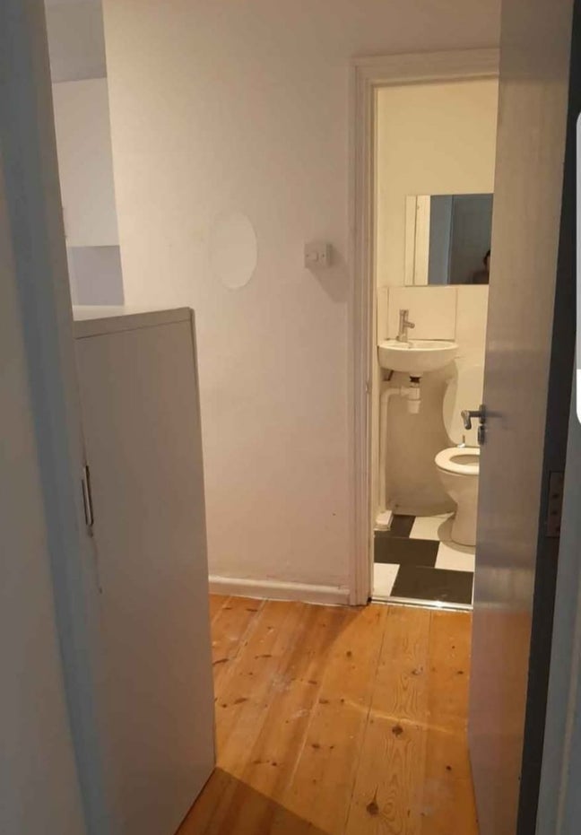 Studio Apartment Main Photo