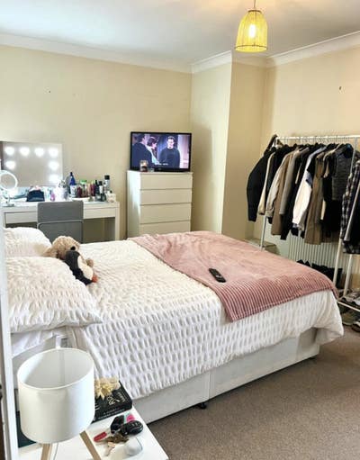 ✨Big Double Room with Own Bathroom in Battersea✨ Main Photo