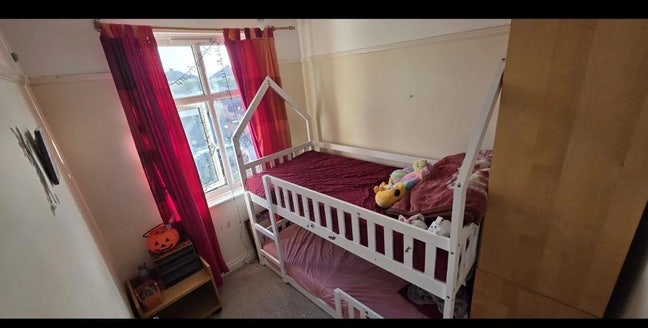 One box room available  Main Photo