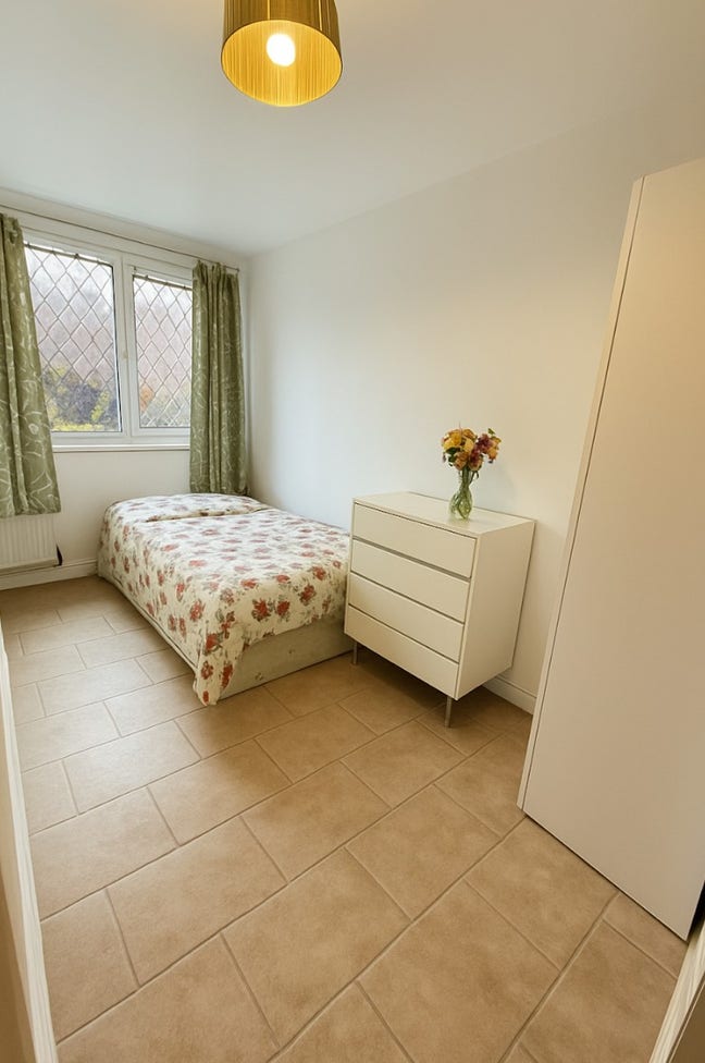 🚆 Cozy Furnished Room in E3 | Devons Road DLR Main Photo